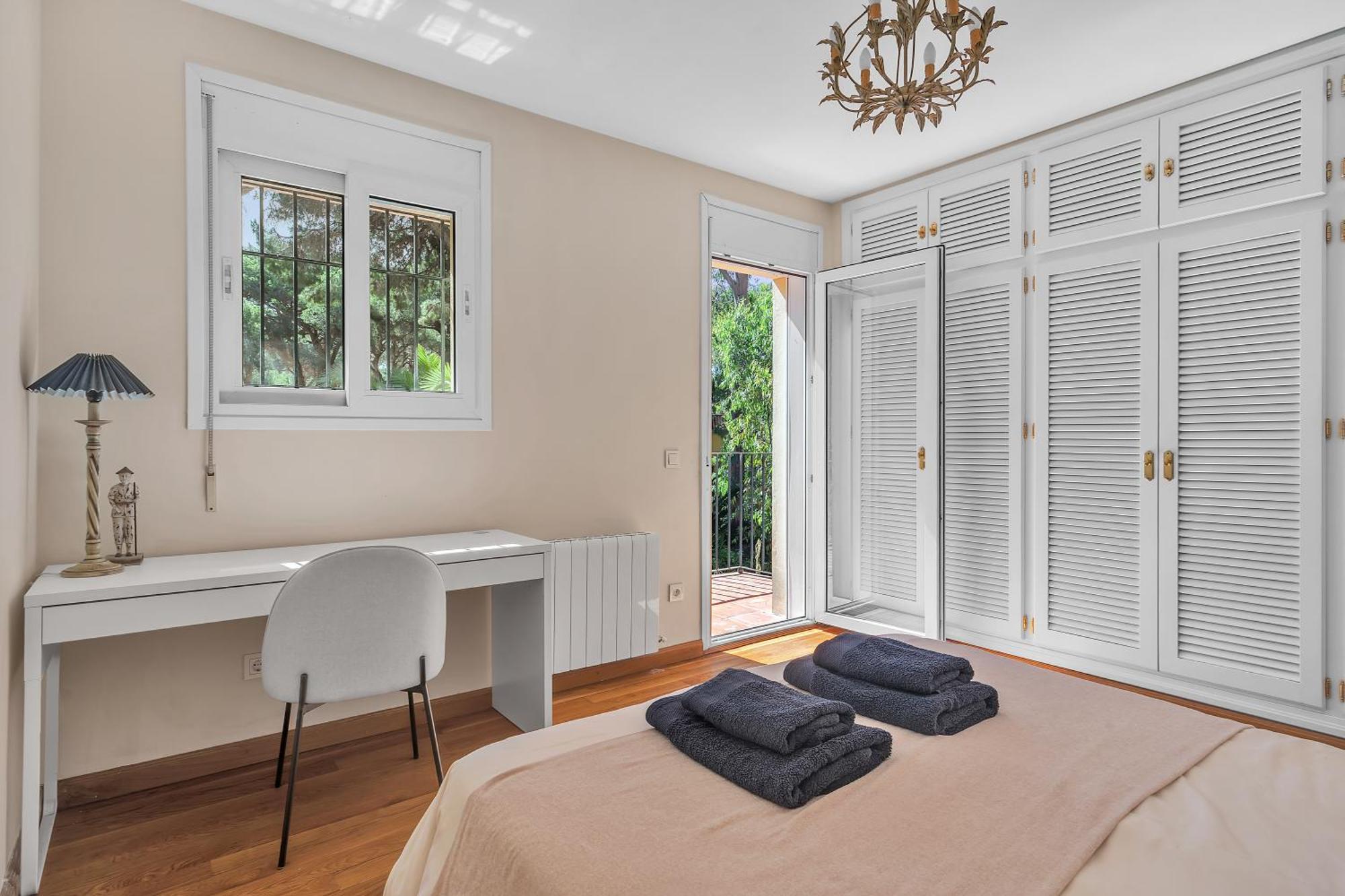 In Great Location Villa Marbella